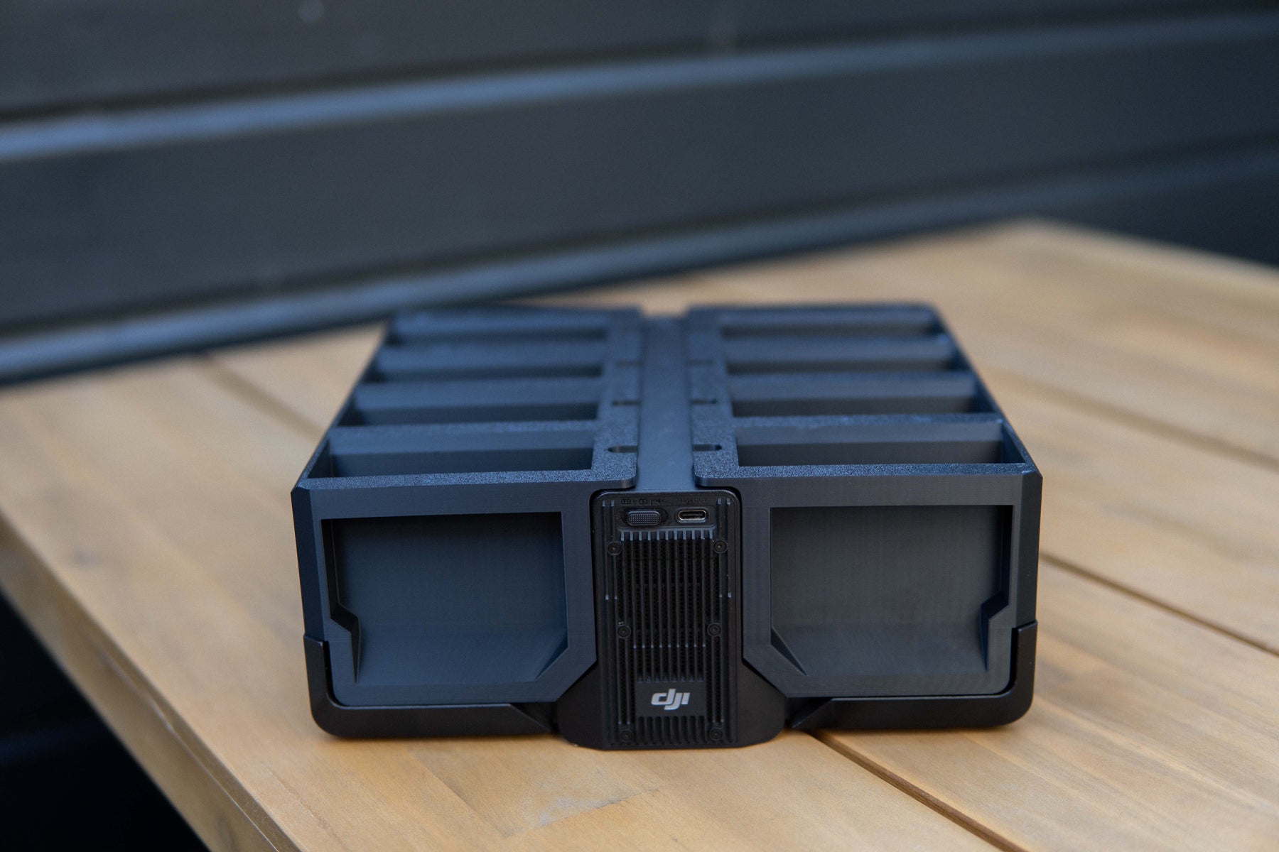 Smart Battery Dock